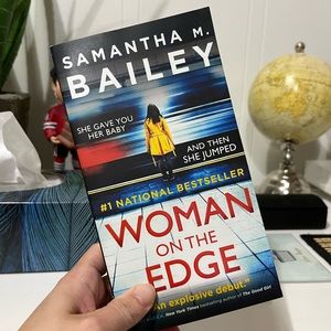 ✨3 for 15/ Woman On The Edge - Samantha Bailey Paperback